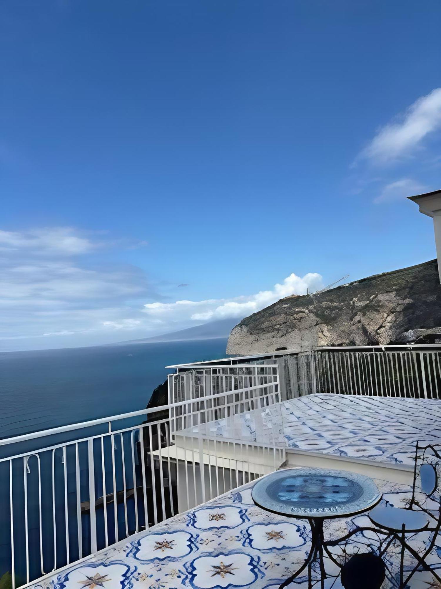 Hotel Klein Wien Piano di Sorrento Kültér fotó