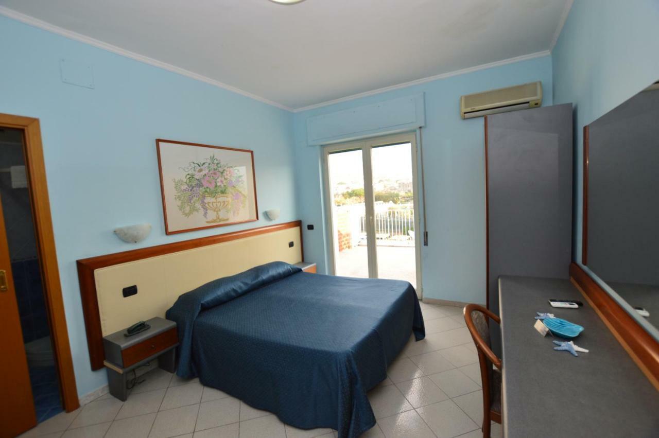 Hotel Klein Wien Piano di Sorrento Kültér fotó